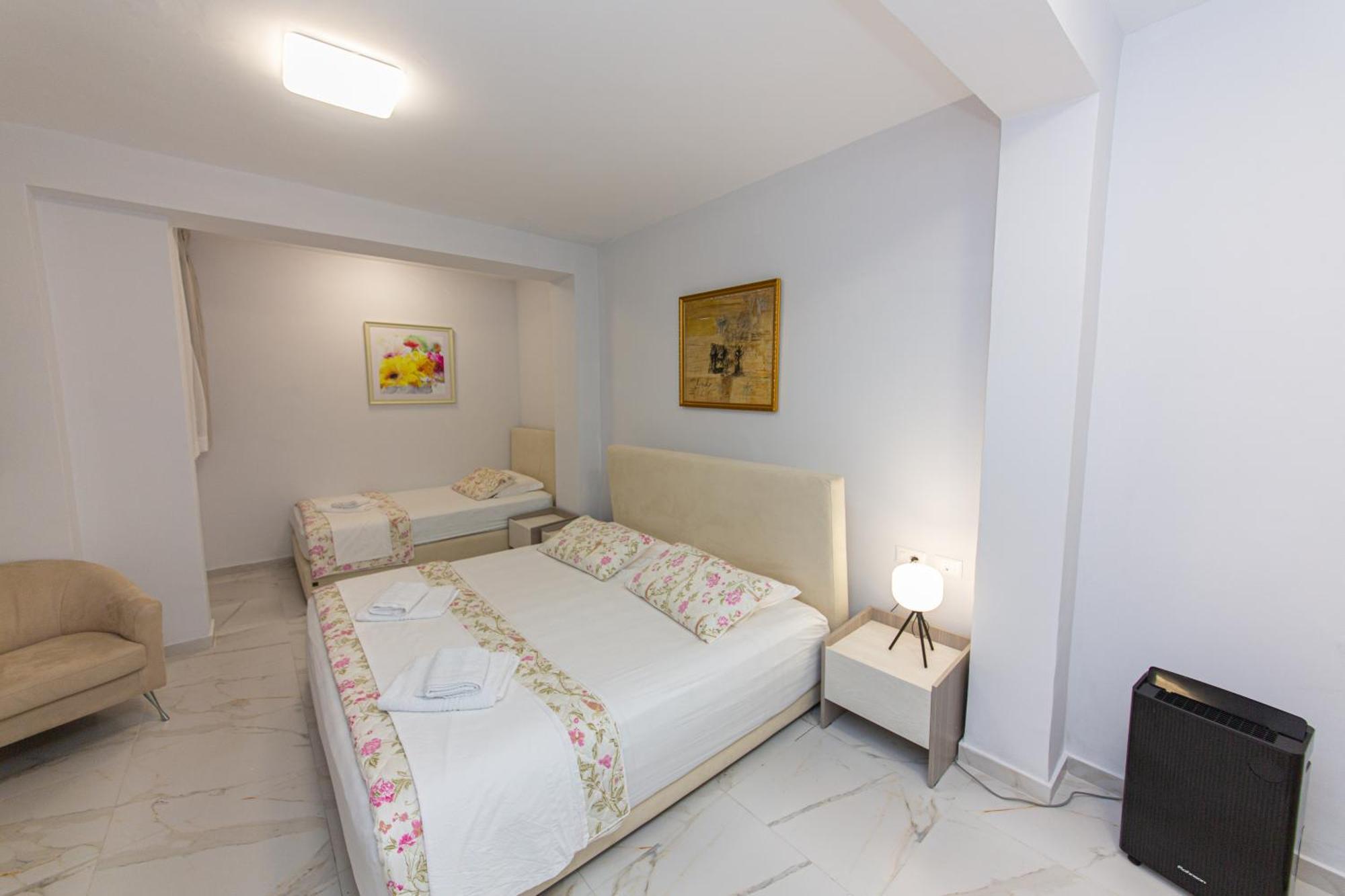 Luxury Villa 2 Vlorë Esterno foto
